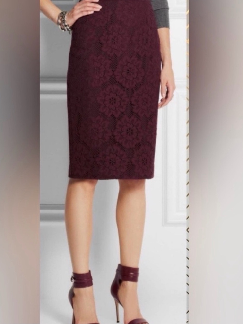 Burberry Pencil Lace Skirt in Burgundy